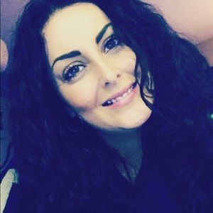 Meet your Posher, Marion